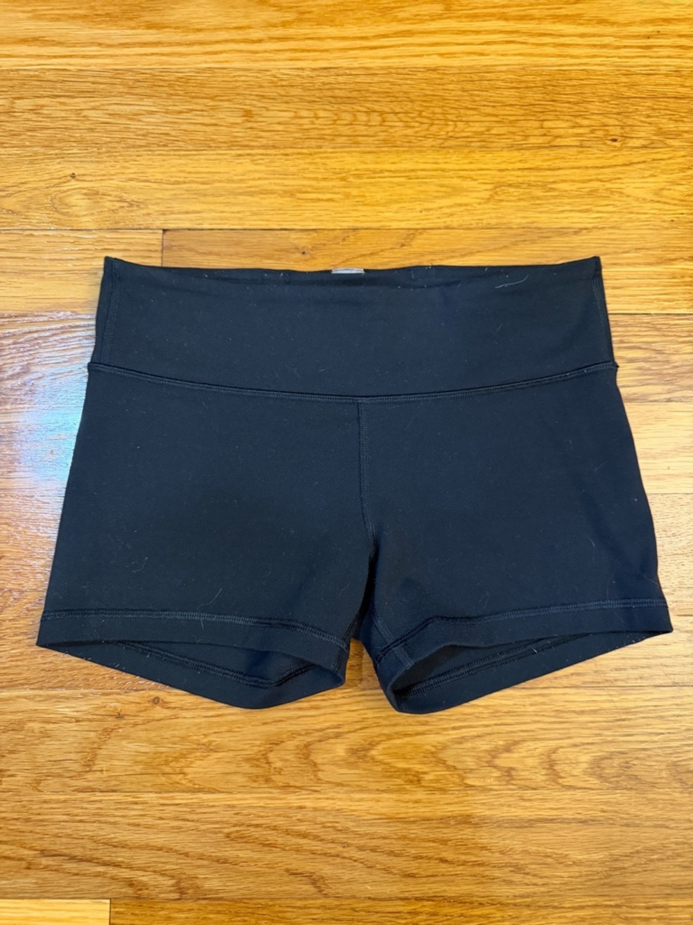 Ivivva (Lululemon) Soft Biker/Booty Shorts in black - Size 12 *Light wear*